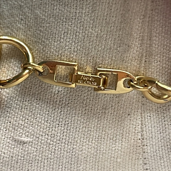 Napier gold tone double link 20” chain necklace - Picture 6 of 6